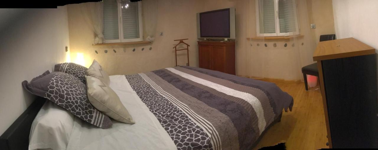 La Decouverte, Jacuzzi, Sauna, Et Terrasse Avec Vue Sur Lac A La Campagne Entre Toulouse Et Auch Catonvielle Ngoại thất bức ảnh