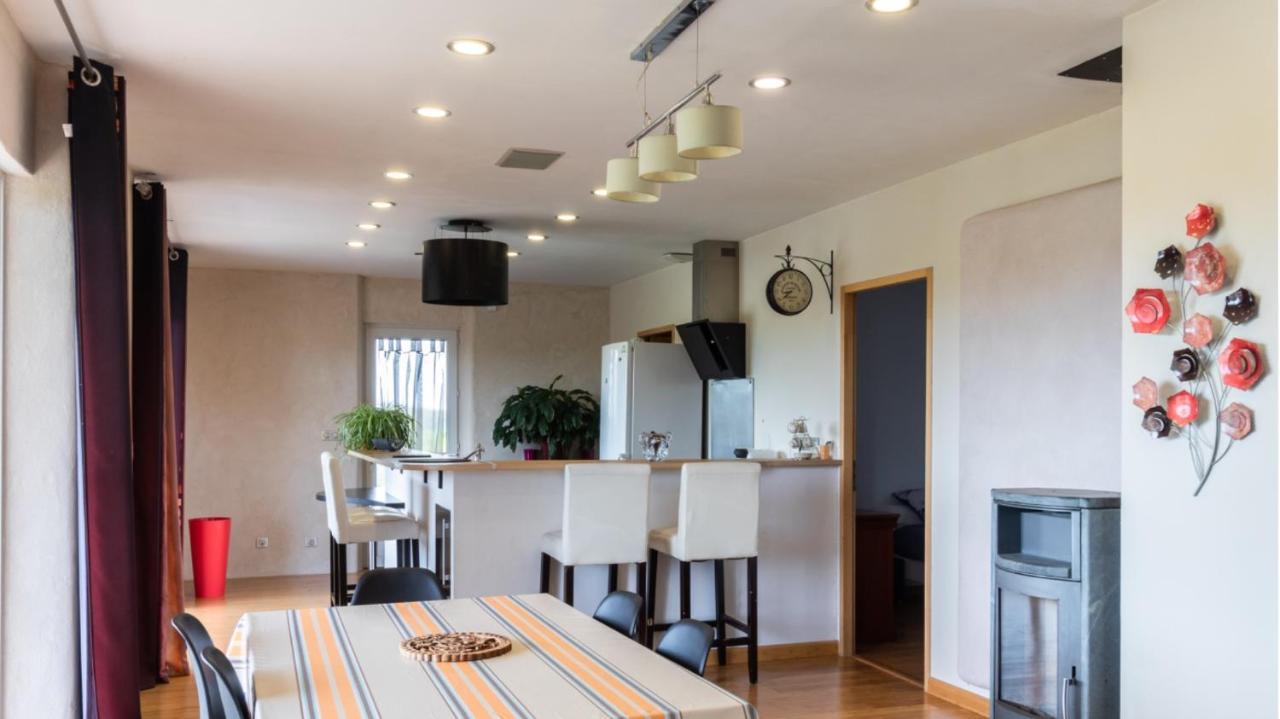 La Decouverte, Jacuzzi, Sauna, Et Terrasse Avec Vue Sur Lac A La Campagne Entre Toulouse Et Auch Catonvielle Ngoại thất bức ảnh